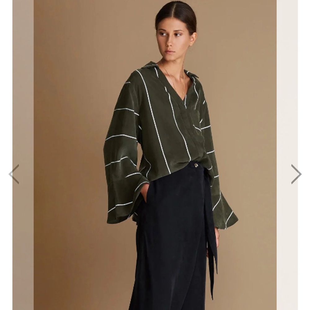Sancia Blouse - Picture 2 of 5